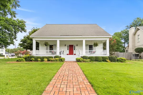 1232 Brandywine Lane SE, Decatur, AL 35601