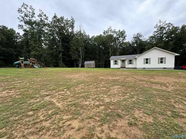 6608 County Road 107, Scottsboro, AL 35768