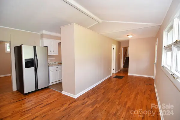 4182 Duff DR, Hudson, NC 28638