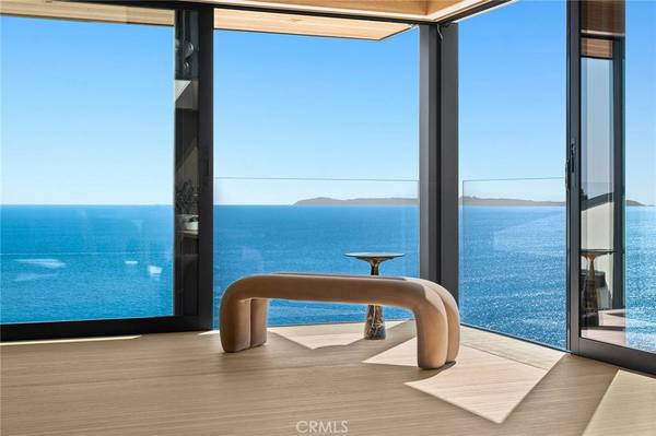 515 Alta Vista WAY, Laguna Beach, CA 92651