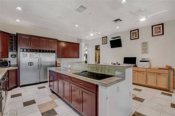 5334 E Monroe Avenue, Las Vegas, NV 89110