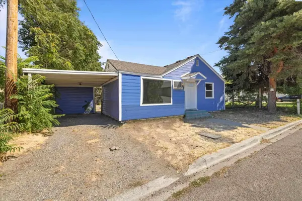 15 E 13th Ave, Kennewick, WA 99337