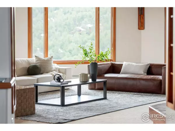 250 Pine Tree Ln, Boulder, CO 80304