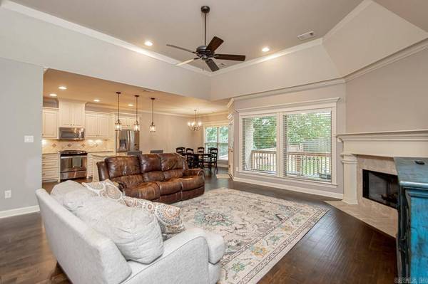 42 Tournay Circle, Little Rock, AR 72223