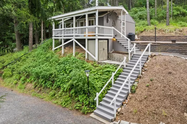 4128 Pebble Beach Rd, Loon Lake, WA 99148