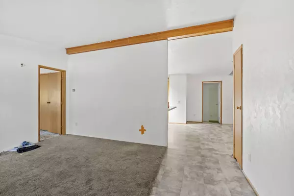 1056 Creek RD, Azalea, OR 97410