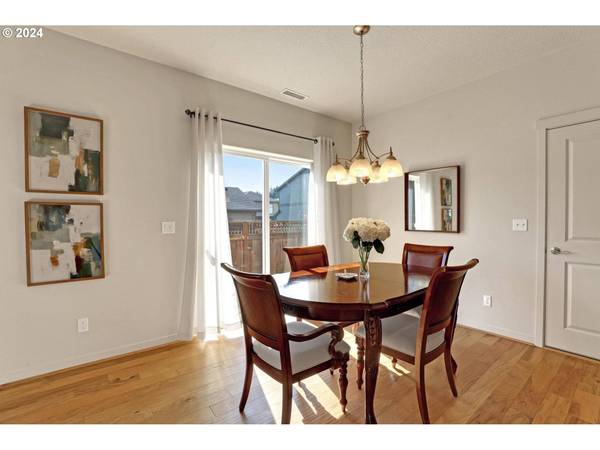 11740 NW CEDAR FALLS DR, Portland, OR 97229