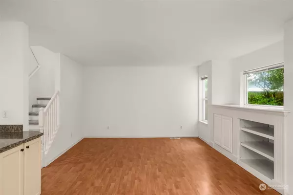 18705 20th AVE SE, Bothell, WA 98012