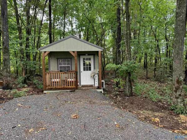 6608 County Road 107, Scottsboro, AL 35768