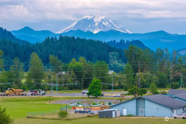 408 Charwila LN, Enumclaw, WA 98022