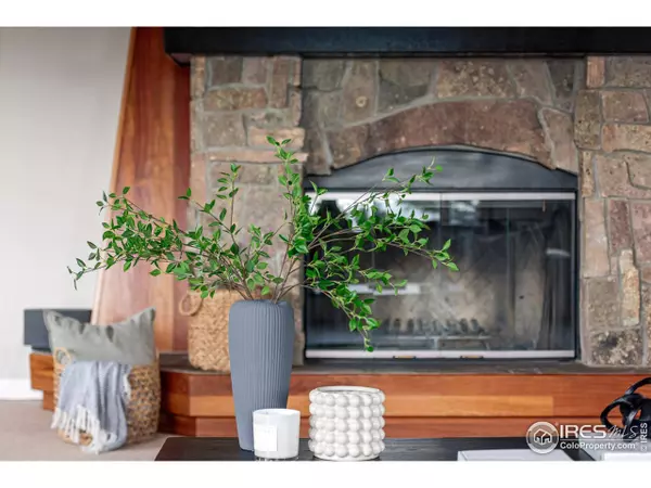 250 Pine Tree Ln, Boulder, CO 80304