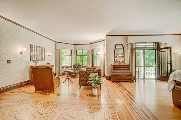 418 6th ST S, Stillwater, MN 55082