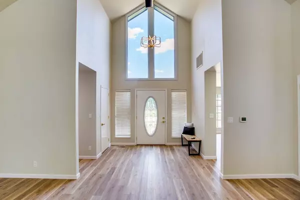 3014 Edgewood, Enid, OK 73703-6749