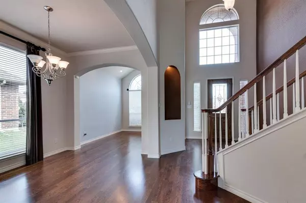 938 Mimosa Court, Burleson, TX 76028