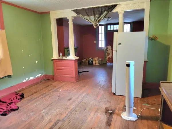 2720 BURGUNDY ST, New Orleans, LA 70117