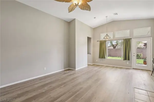 10500 Pergola Peak Avenue, Las Vegas, NV 89144