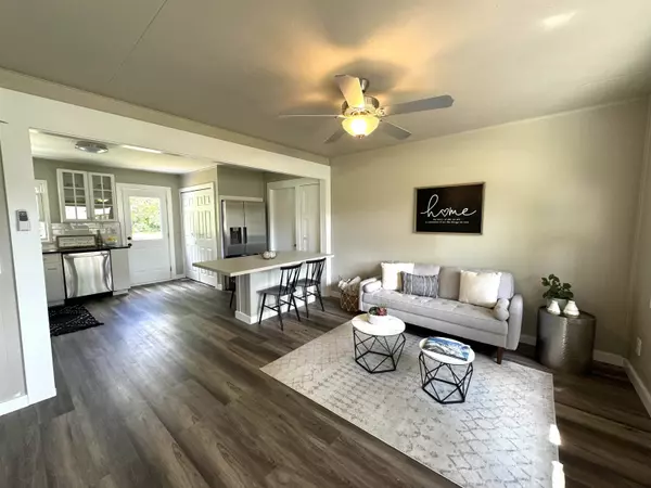 4217 Barnett Street, Madison, WI 53704