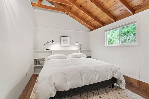 4128 Pebble Beach Rd, Loon Lake, WA 99148