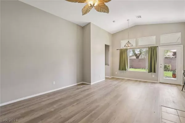 10500 Pergola Peak Avenue, Las Vegas, NV 89144