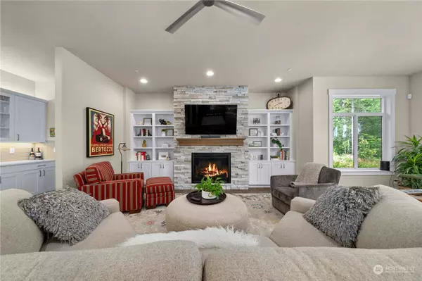 33262 201st PL SE, Auburn, WA 98092