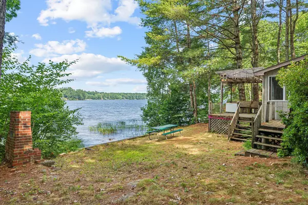 23 Amber LN, Windham, ME 04062
