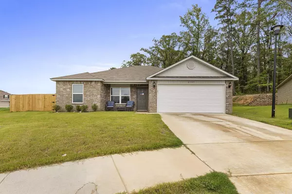 2105 Bentwood Drive, Alexander, AR 72002