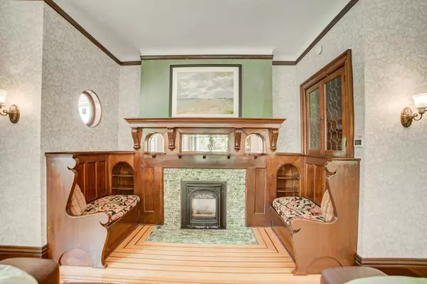 418 6th ST S, Stillwater, MN 55082