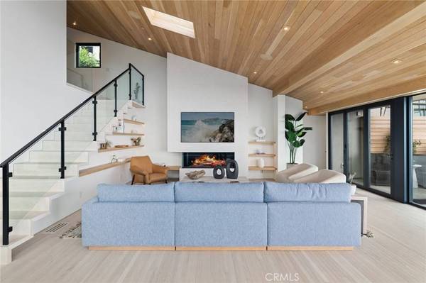 515 Alta Vista WAY, Laguna Beach, CA 92651