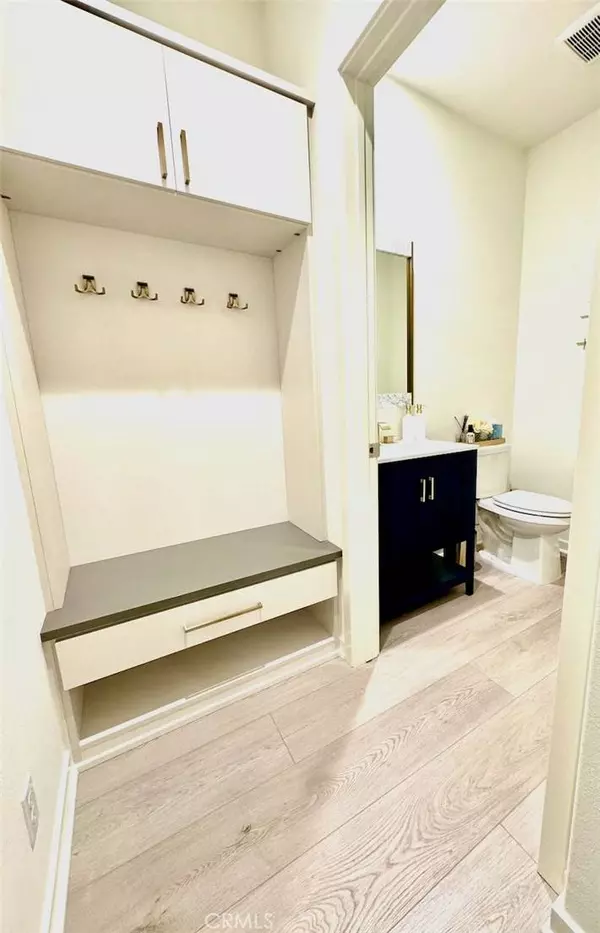 126 Sugarwood, Irvine, CA 92618