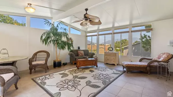 1262 W DALLAS ST, Syracuse, UT 84075