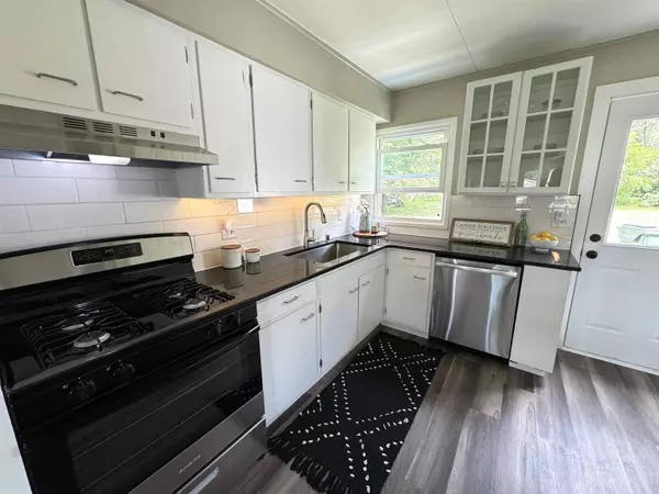 4217 Barnett Street, Madison, WI 53704