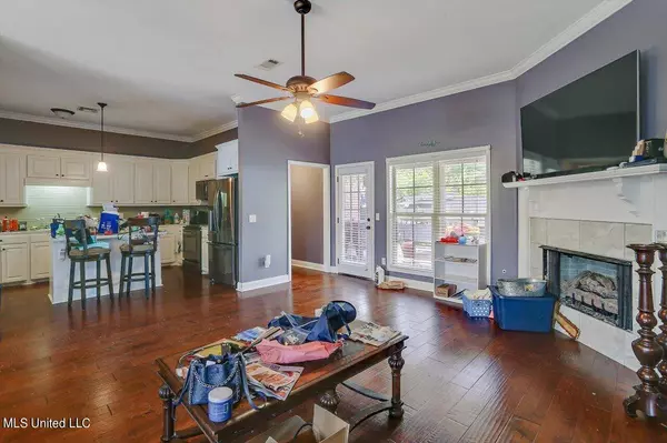 209 Barrington Cove, Florence, MS 39073