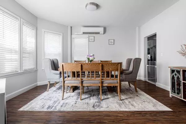 242 S 9th Ave, Mt Vernon, NY 10550-3708