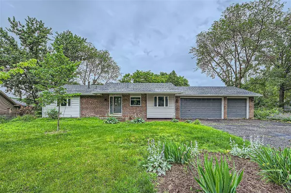 6581 Stratford RD, Woodbury, MN 55125