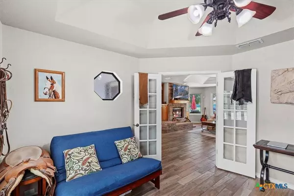 236 Green Valley LOOP, Cibolo, TX 78108