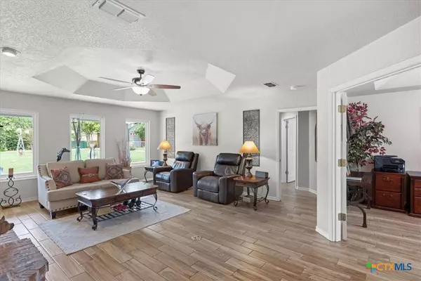 236 Green Valley LOOP, Cibolo, TX 78108