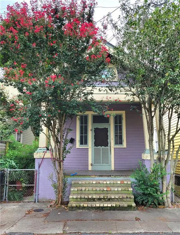 2720 BURGUNDY ST, New Orleans, LA 70117