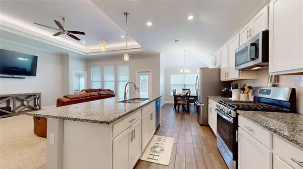 4180 Grassy Lake Drive, Bossier City, LA 71111