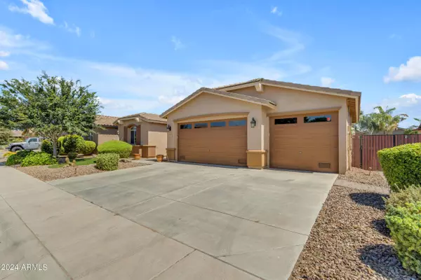 618 W YELLOW WOOD Avenue, Queen Creek, AZ 85140