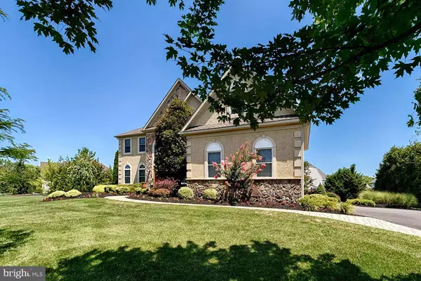 1 MELISSA CT, Moorestown, NJ 08057