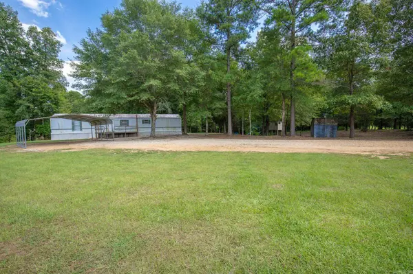 1003 Grant 37, Prattsville, AR 72129