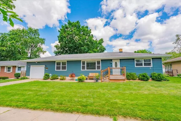 5022 Open Wood Way, Madison, WI 53714