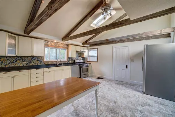 206 Washington Street, Oregon, WI 53575