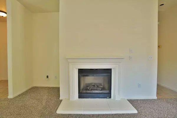 132 N Boise Court, Visalia, CA 93291