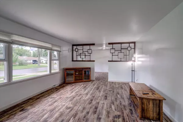 5022 Open Wood Way, Madison, WI 53714