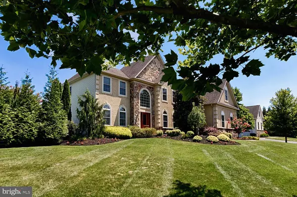 1 MELISSA CT, Moorestown, NJ 08057