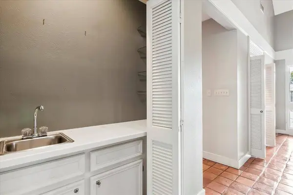 3838 Chandelle LN, Port Arthur, TX 77642