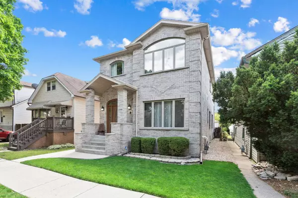 2316 N 73rd Court, Elmwood Park, IL 60707