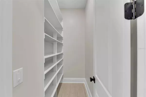 3323 ANCHOR BAY TRL, Bradenton, FL 34211