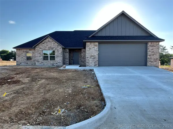 1901 Boxer LN, Durant, OK 74701